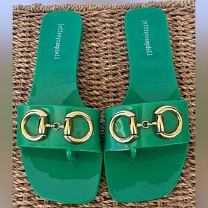 Jeffery Campbell Women’s Annia Horsebit Sandal Jelly Style Emerald with Gold 8